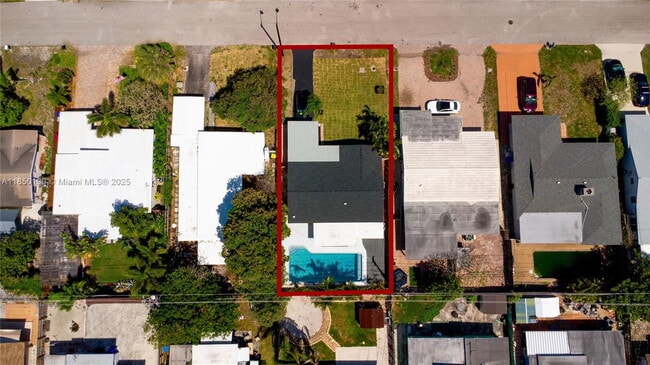 Building Photo - 3751 NE 17th Ave