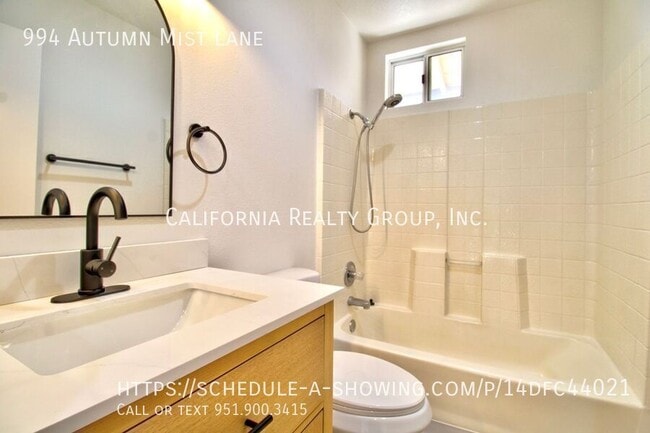 Building Photo - 994 Autumn Mist Ln