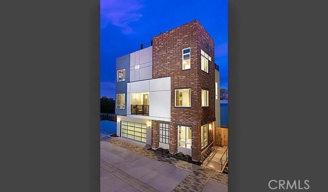 Building Photo - 826 Brickyard Ln