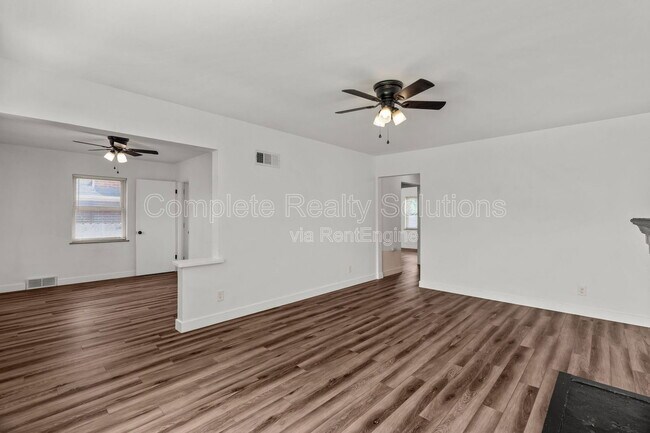Building Photo - 5655 Potomac St