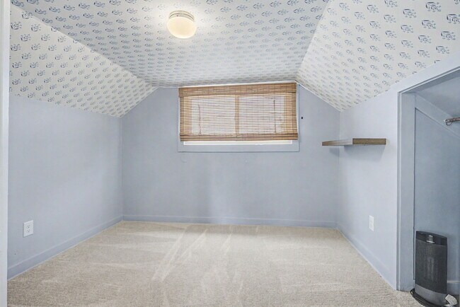 Building Photo - 110 S Quitman St