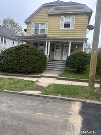 Building Photo - 1095 Hillside Ave