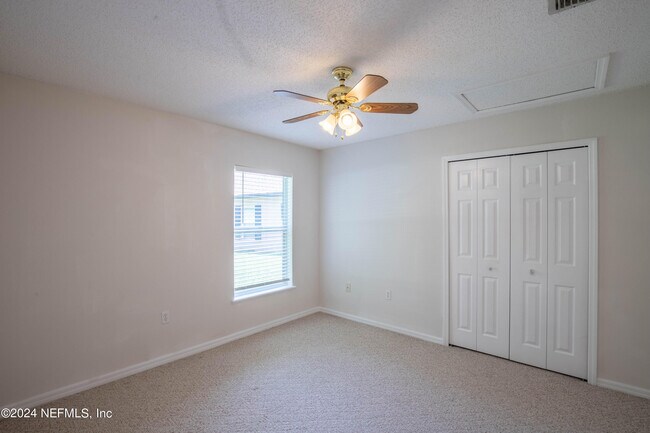 Building Photo - 3158 Ash Harbor Dr E