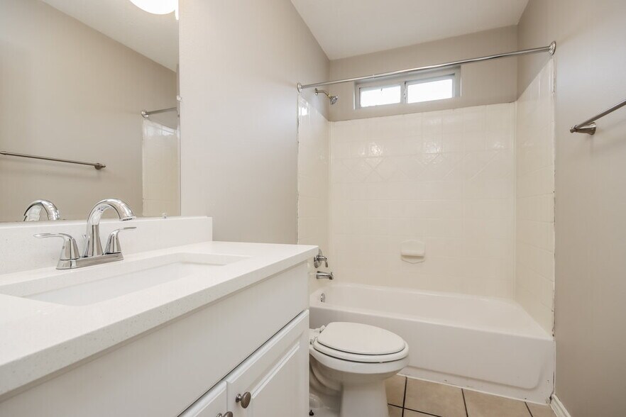 Building Photo - 12414 Shepherds Way