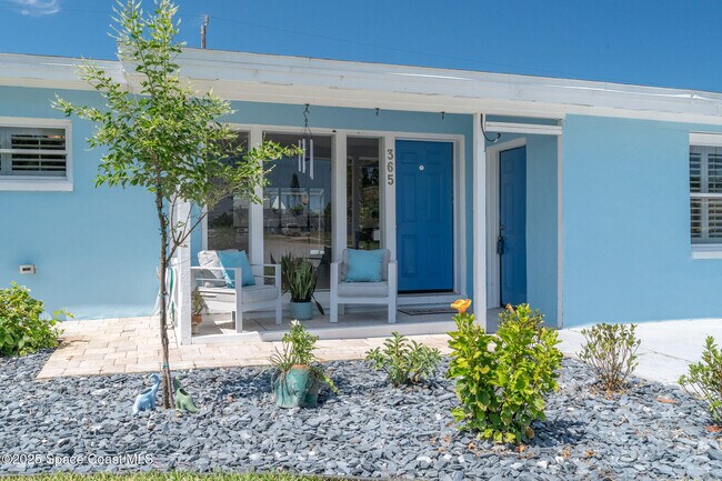 Building Photo - 365 Hula Cir