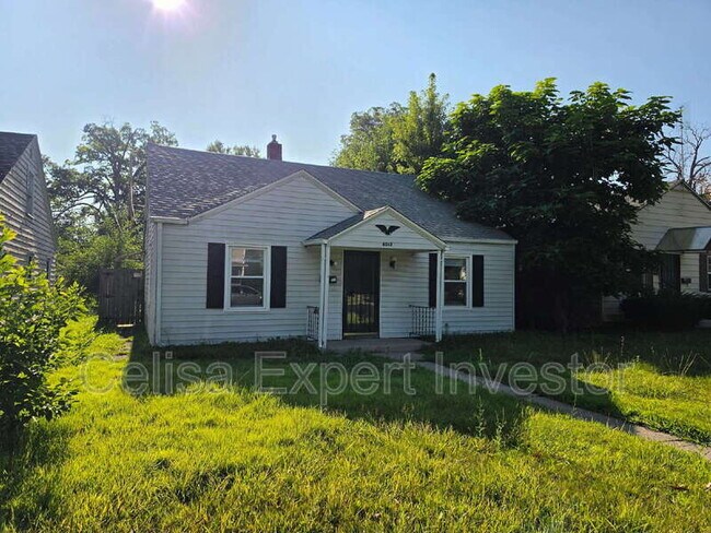 Building Photo - 4317 Spatz Ave
