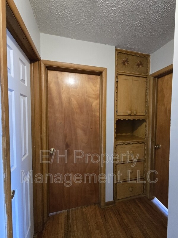 Building Photo - 2316 W Wildwood Rd