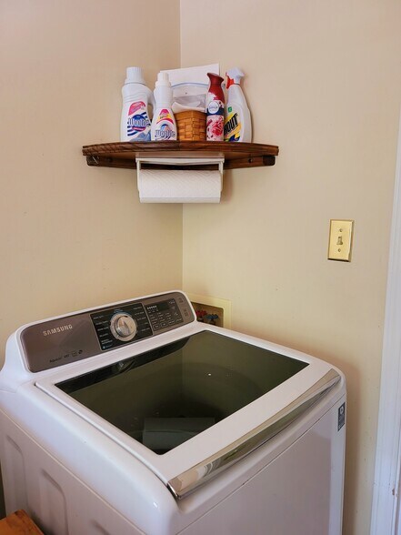 Building Photo - 11071 SE 242nd Ave