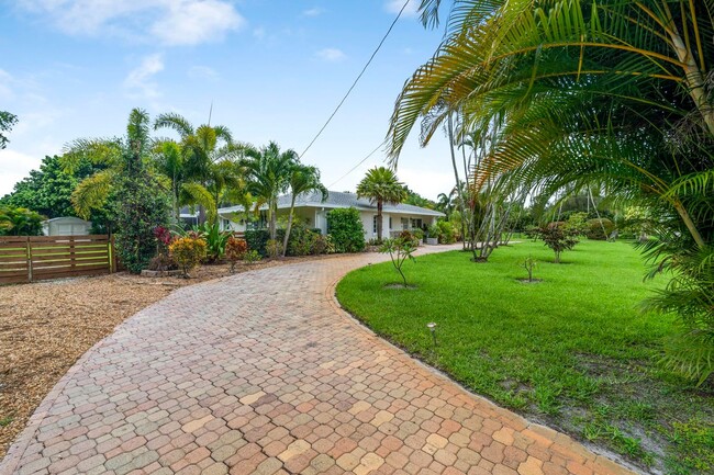 Building Photo - 5516 Colbright Rd