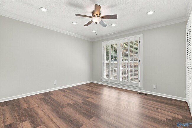 Building Photo - 2214 Briarcliff Rd SE