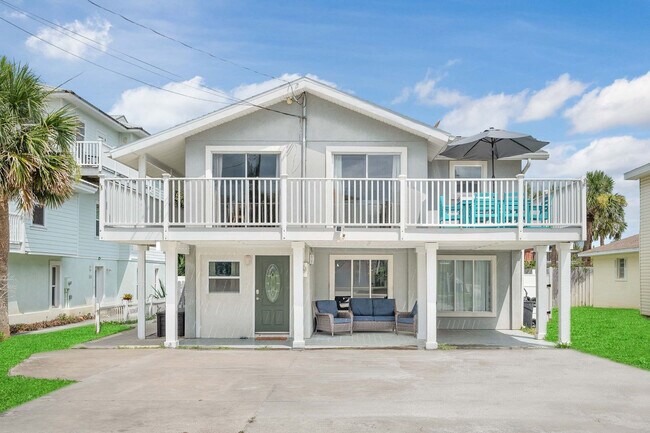 Building Photo - 108 Zamora St