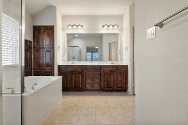 Building Photo - 1613 Country Hills Dr