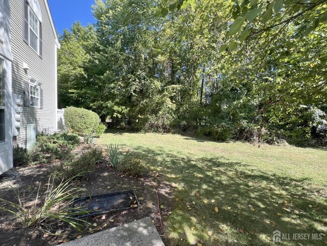 Building Photo - 301 Park Knoll