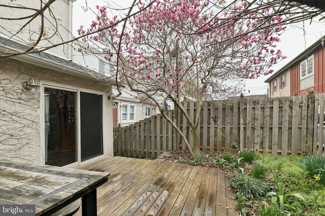 Building Photo - 4353 Freeland Ave