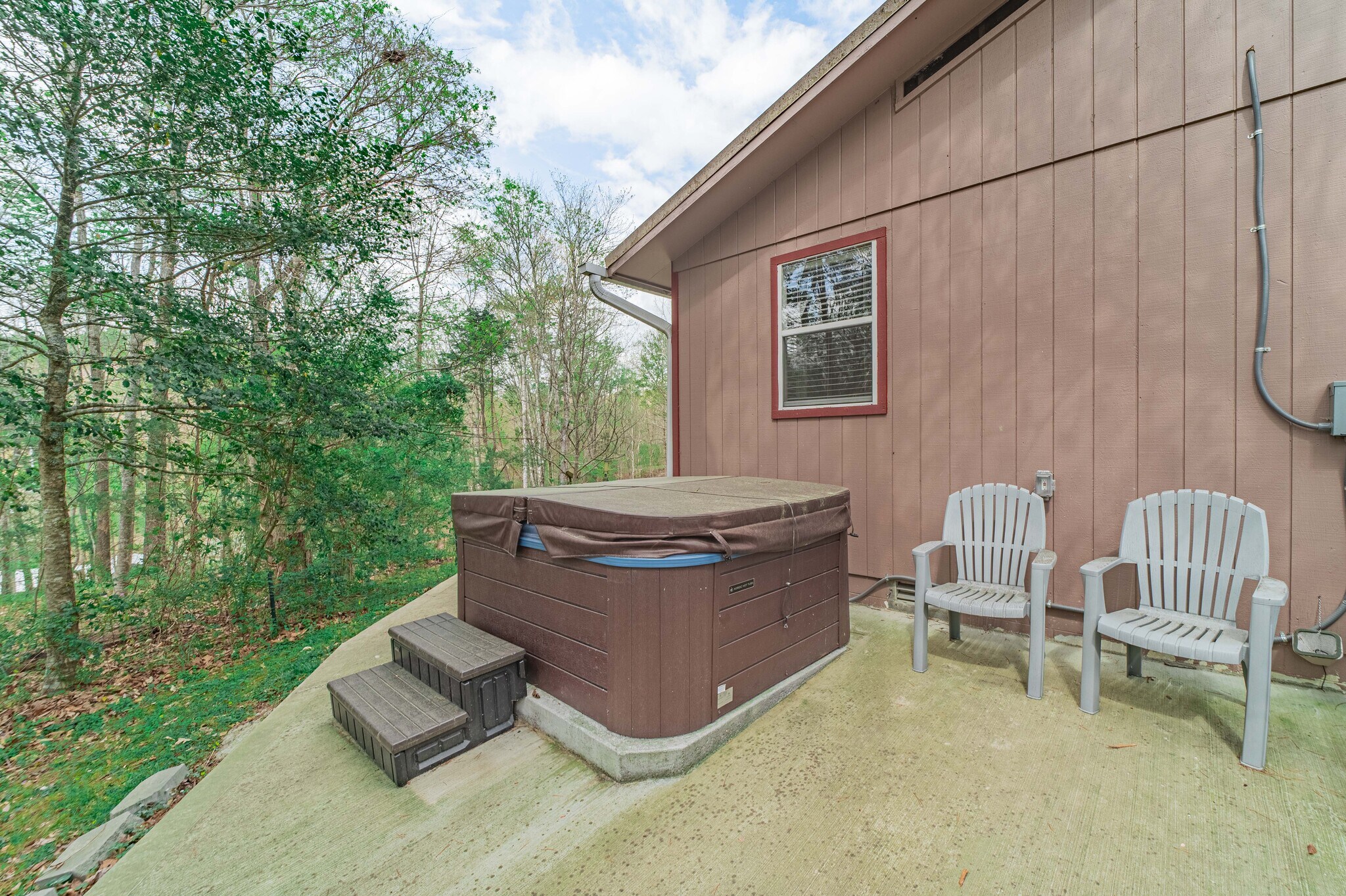 Building Photo - 1748 Paulas Huskey Cir