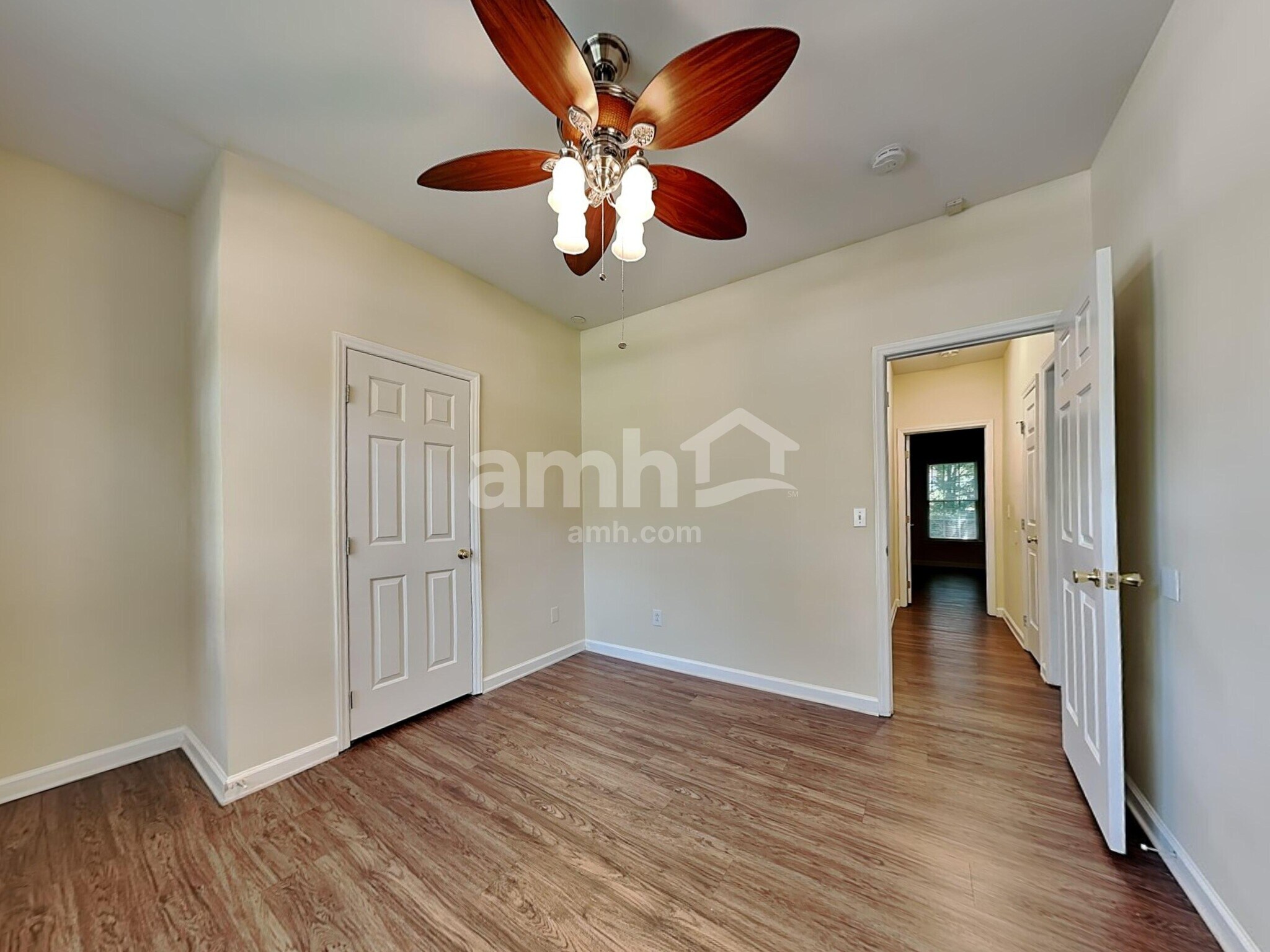 Building Photo - 2812 Bridgeport Dr