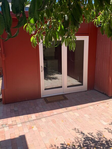 backdoor to patio - 167 Norfolk Dr