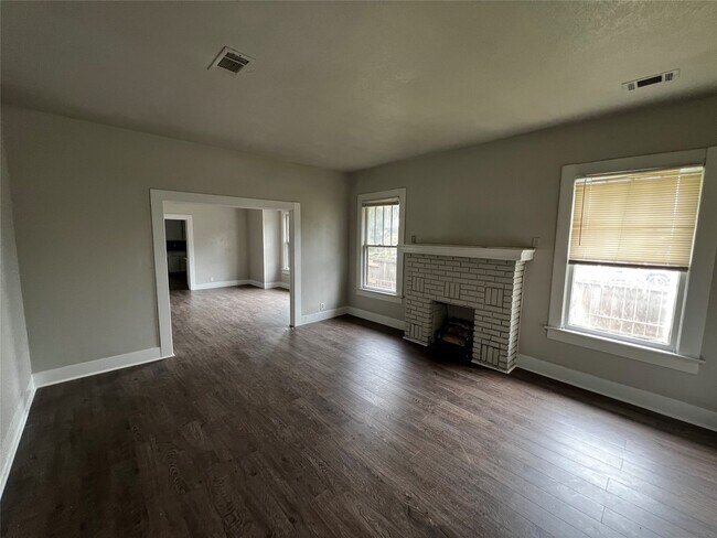 Building Photo - 2394 Avenue A