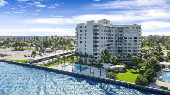 Primary Photo - 2600 N Flagler Dr