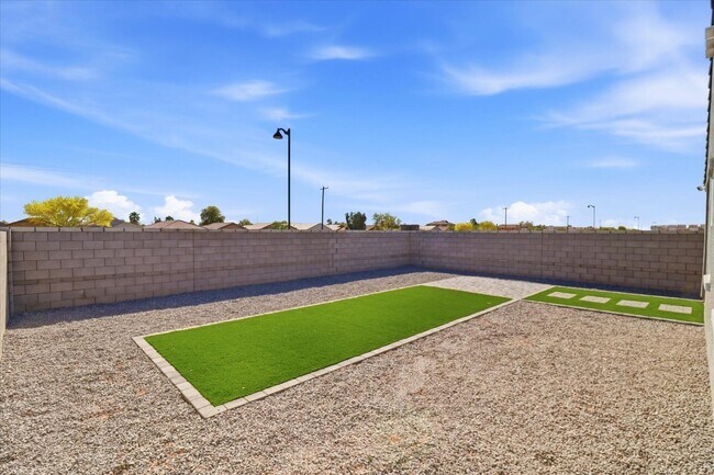 Building Photo - 19295 N Avelino Dr