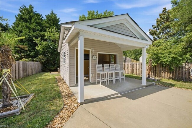 Building Photo - 103 Jessica Dr