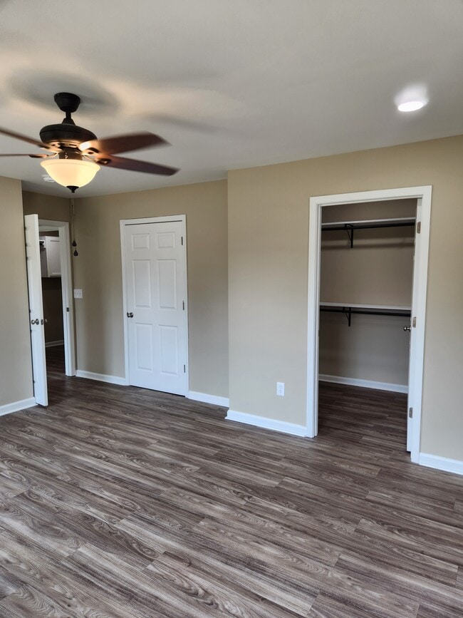Building Photo - 20865 US-11