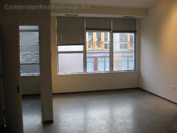 Building Photo - 107 E Berkeley St