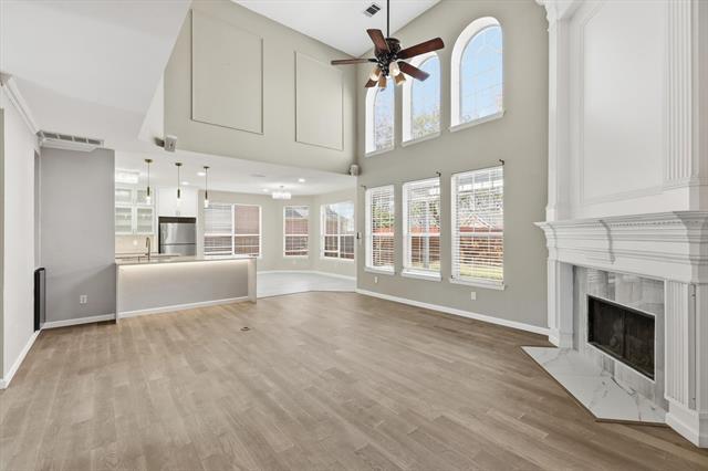 Building Photo - 4433 English Oak Dr