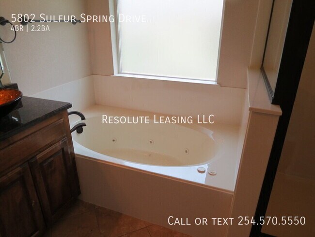 Building Photo - 5802 Sulfur Spring Dr
