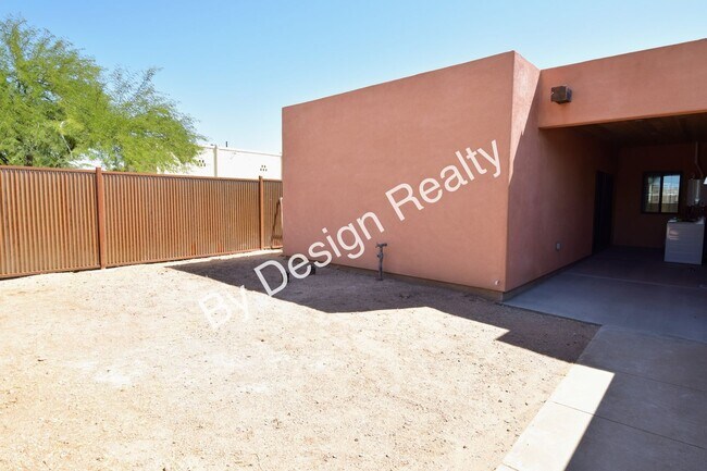 Building Photo - 3 Bed 3 Bath - Built in 2024 - 1/2 Mile to...