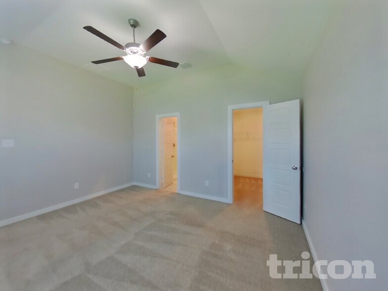 Building Photo - 7244 Littlefoot Ln