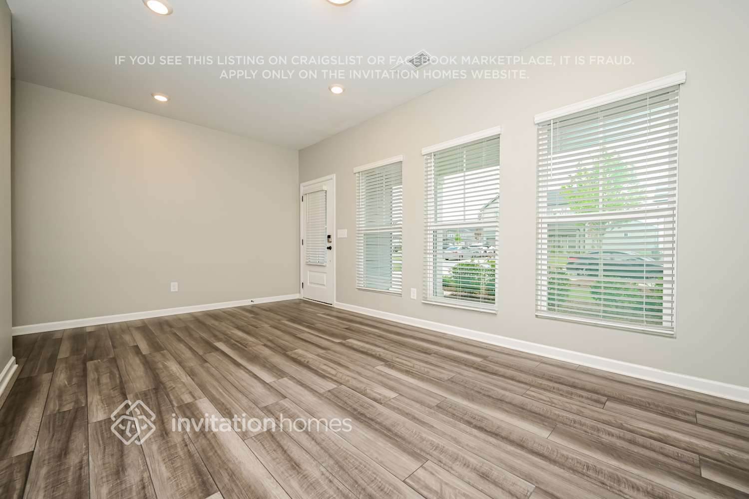Building Photo - 1002 Starmoss Ln