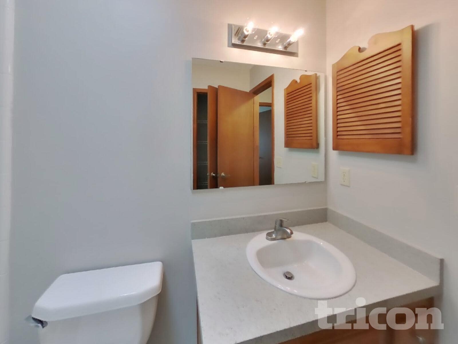 Building Photo - 4750 Deerfoot Ct