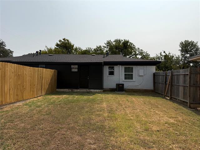 Building Photo - 2502 Normont Cir
