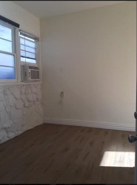 Main Room - 3226 Montrose Ave