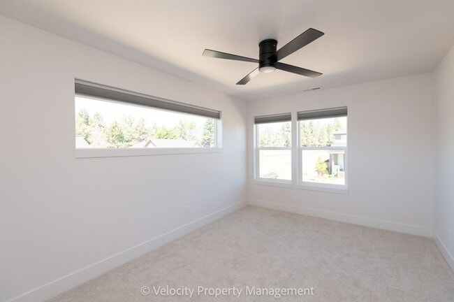 Building Photo - Brand New Beautiful Home!