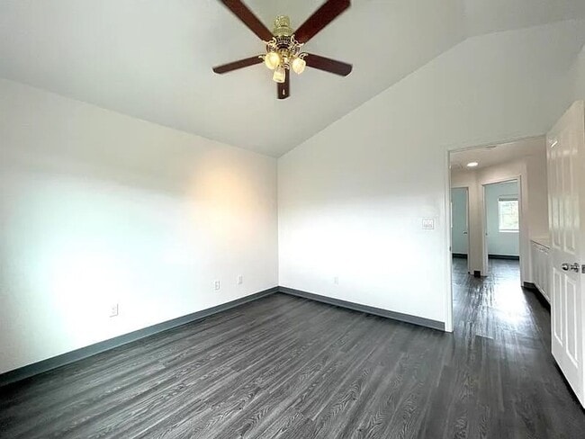 Building Photo - A stunning two-story house boasts three spacious bedrooms and 2.5 bathrooms