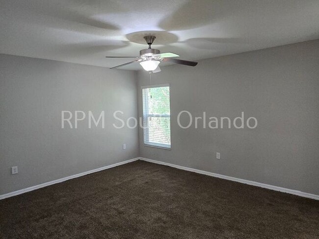 Building Photo - Country Club Estates