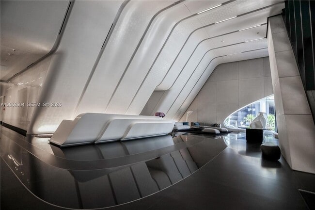 Building Photo - 1000 Biscayne Blvd