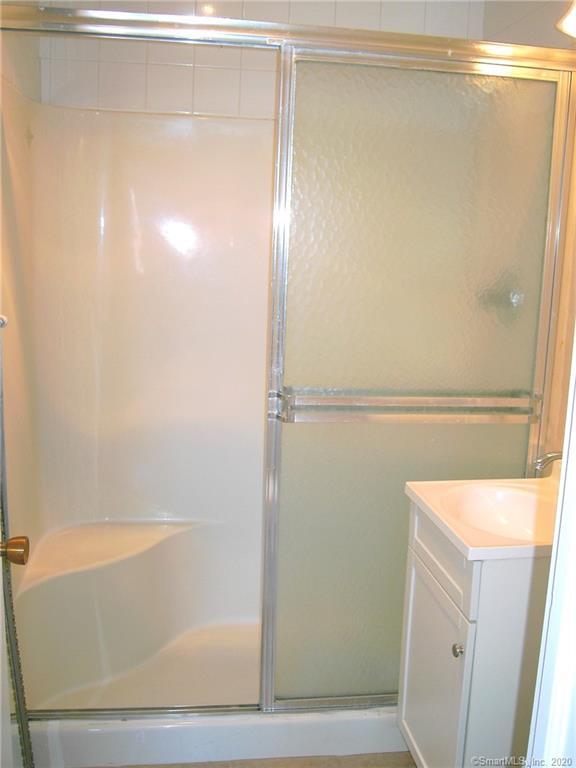 Building Photo - 100 Oxbow Dr