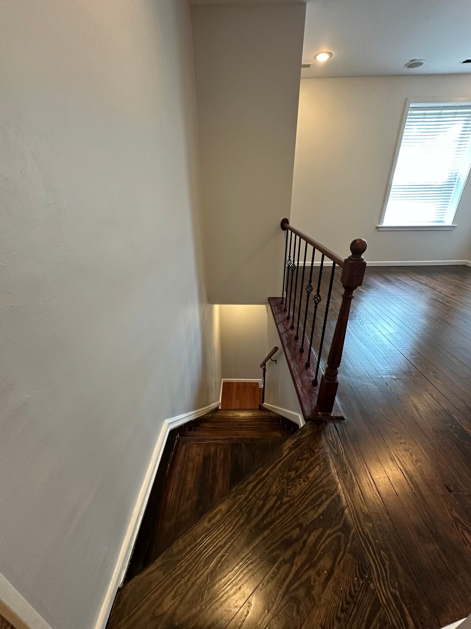 Steps upstairs - 3169 Portis Ave