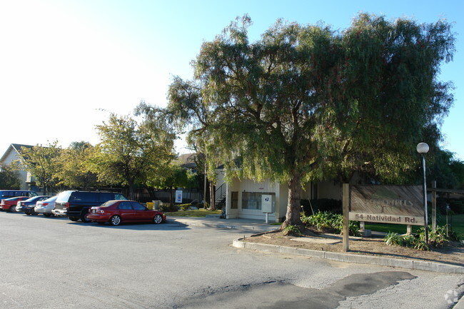 Building Photo - The Peppertree Apartments