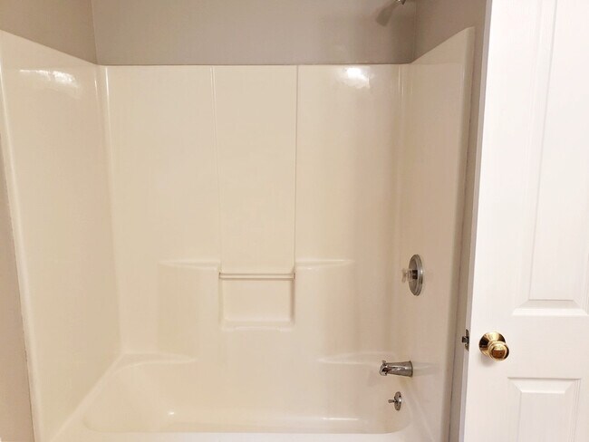 Building Photo - 13 Aldrich St