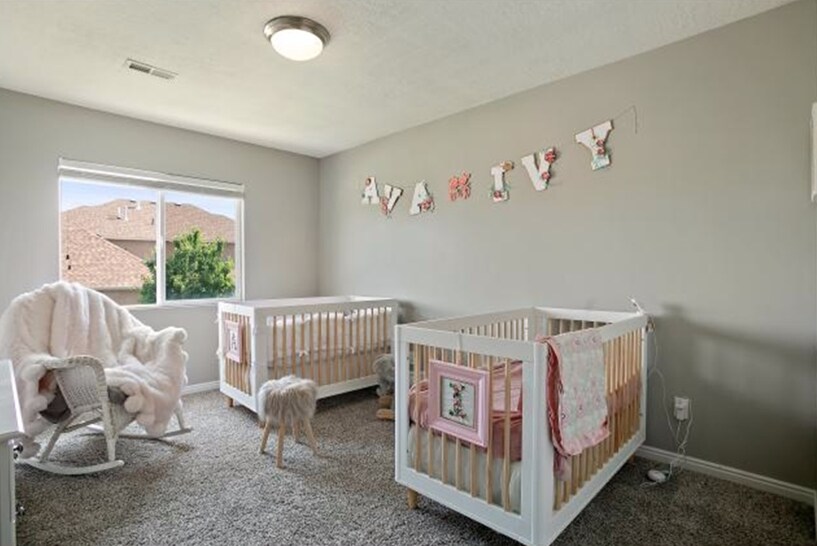 Building Photo - 631 E 1590 S