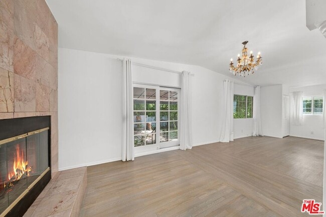 Building Photo - 4442 St Clair Ave