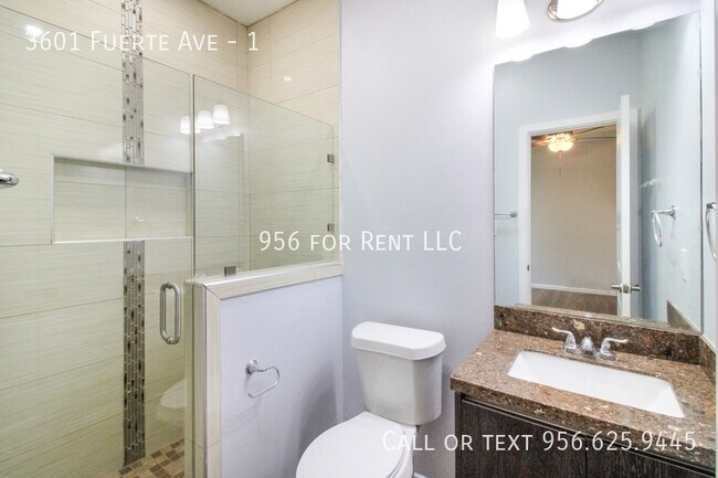 Building Photo - 3601 Fuerte Ave