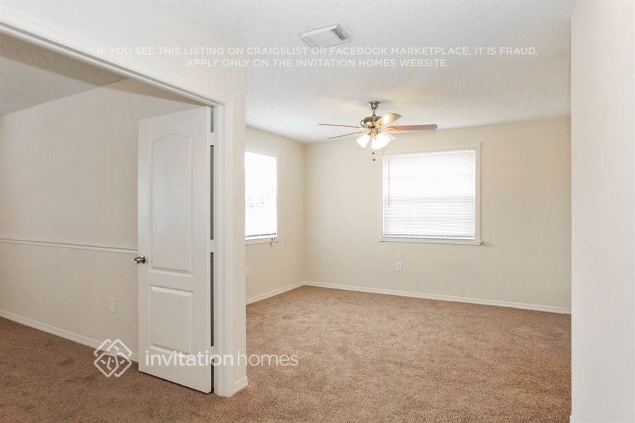 Building Photo - 15131 SW 49th St