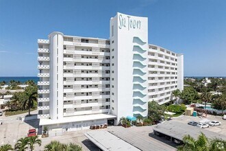 Building Photo - 2840 N Ocean Blvd