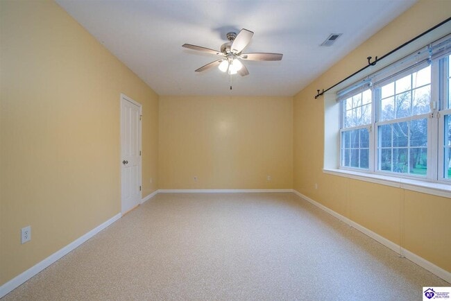 Building Photo - 243 Emmaus Cir