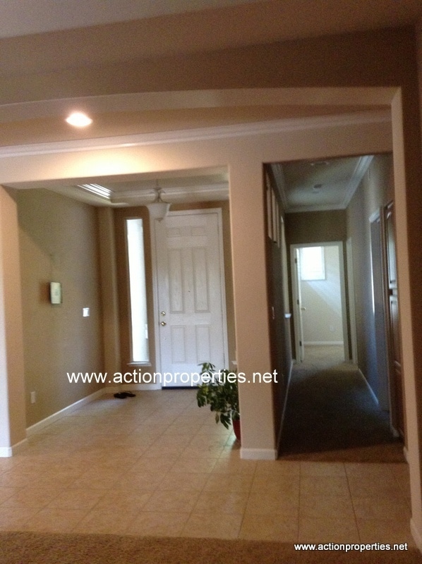 Building Photo - Action Properties R.E.S. Inc. Offering Beautiful Highland Park Single Story 3 Car, 4 Bedroom, Gar...